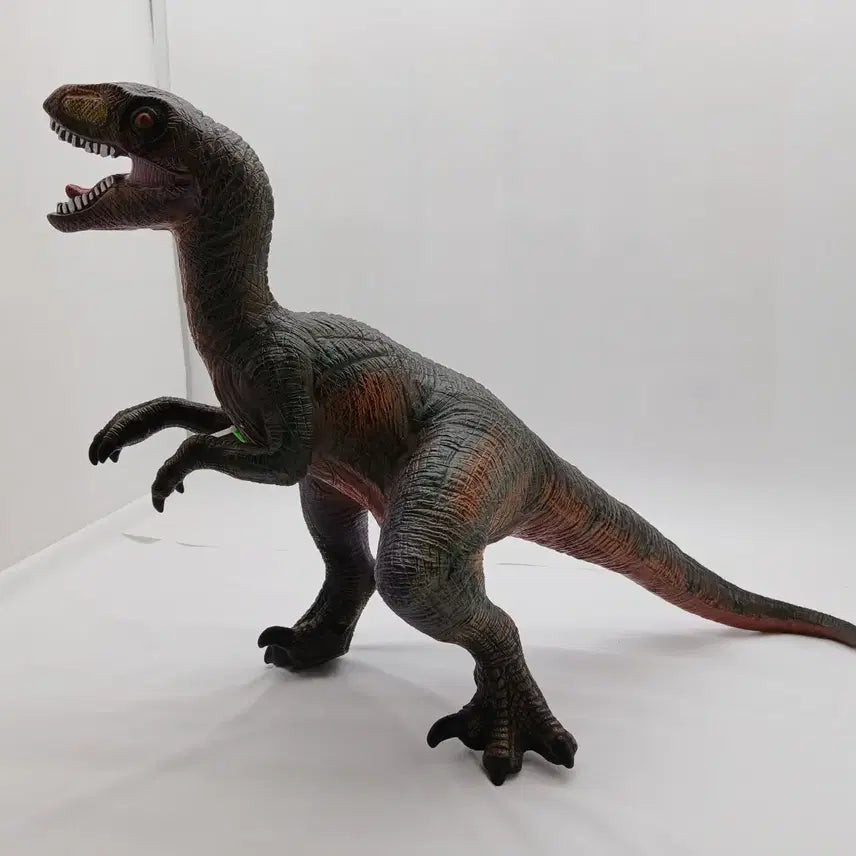 [BUNJANG] Jurassic World Soft Velociraptor Dinosaur Figure Toy Model / 쥬라기월드 공룡 피규어 장난감 모형 인형 말랑말랑 소프트 벨로시랩터