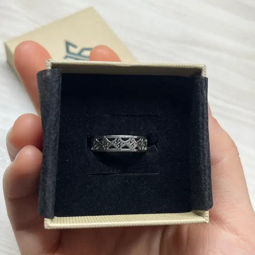 [BUNJANG] Young K REBOOTING R NEXT LEVEL Ring (Used) / 영케이 레윗노 반지 (사용감 있음)