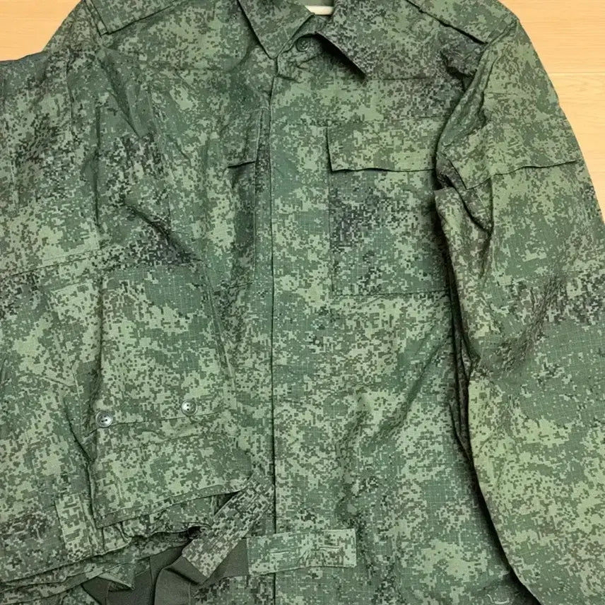[BUNJANG] Russian Army Digital Flora Combat Uniform (Old Type) / 러시아군 디지털 플로라 전투복 구형
