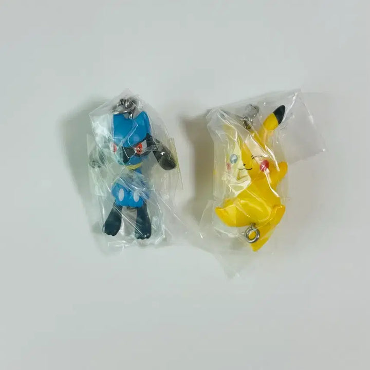 [BUNJANG] Pokemon Ring Gacha Series 14 Riolu, Pikachu / 포켓몬스터 포켓몬 대롱 가챠 14탄 리오르, 피카츄 고리 버전