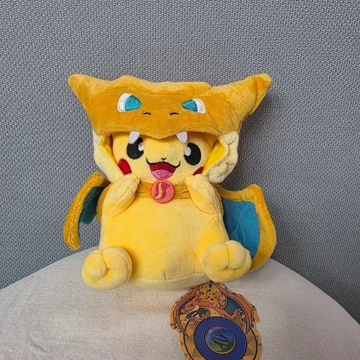 [BUNJANG] Mega Tokyo Mega Charizard Pikachu Poncho Doll / 새상품)2015년 메가도쿄 메가리자몽 피카츄 판쵸 인형
