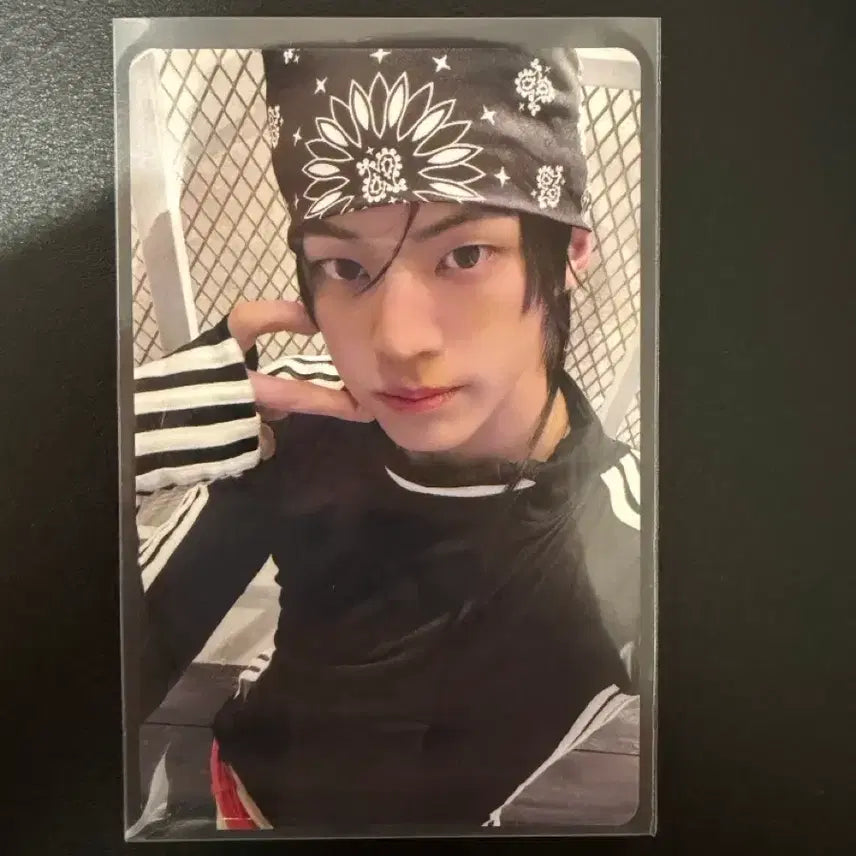[BUNJANG] TWS Dohoon Photocard Play Hard Is With POB / 투어스 도훈 포카, 플레이하드 이즈위 특전 포카
