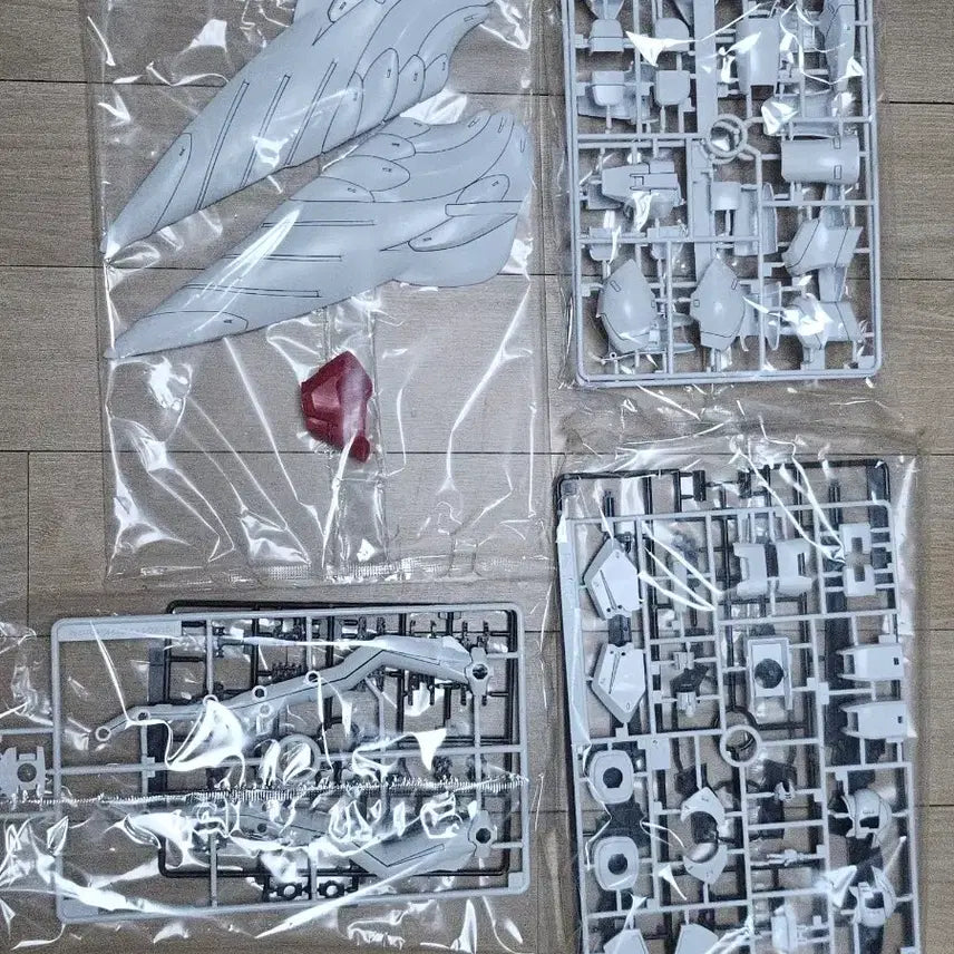 [BUNJANG] Bandai Perfect Grade Wing Gundam Zero EW (Pre-lined Runners) / pg 윙건담 제로 ew (런너 몇장 먹선)
