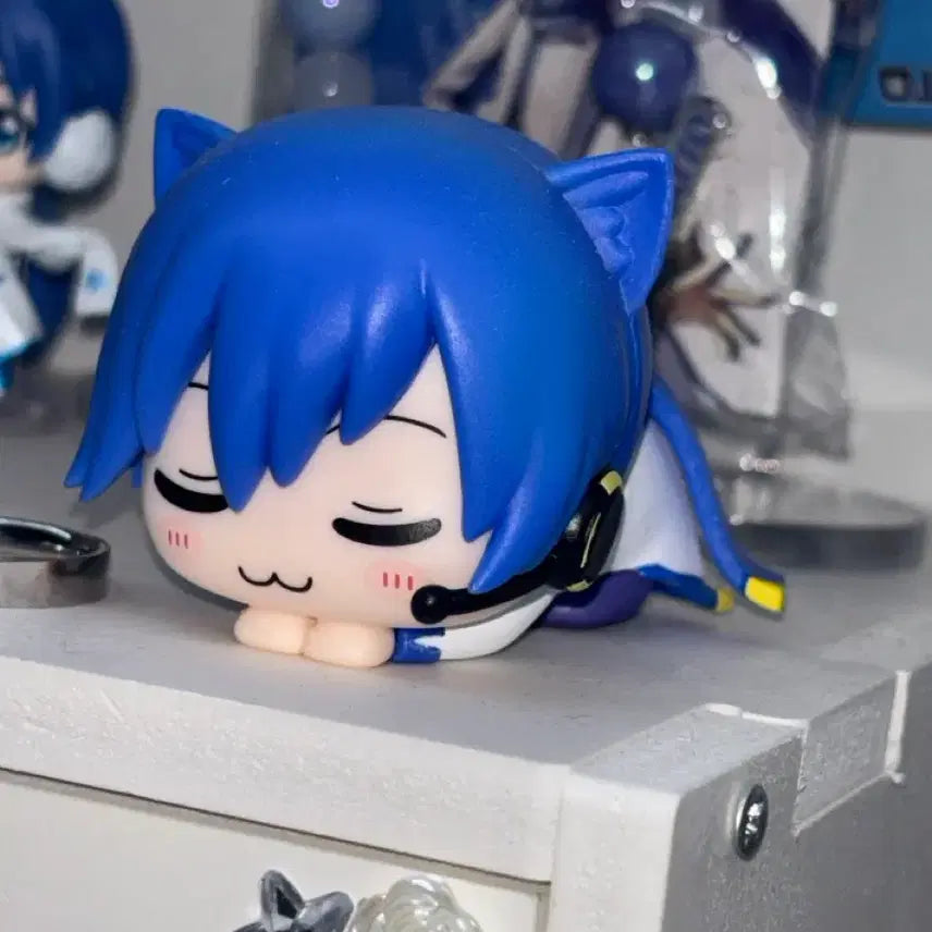 [BUNJANG] Vocaloid Kaito Ohiruneko Figure / 보컬로이드 카이토 오히루네코 피규어 판매