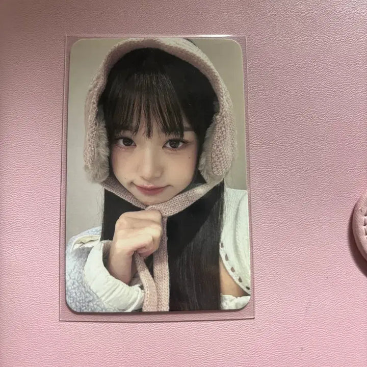 [BUNJANG] IVE Wonyoung Ear Muffs Photocard / 아이브 귀도리 원영포카