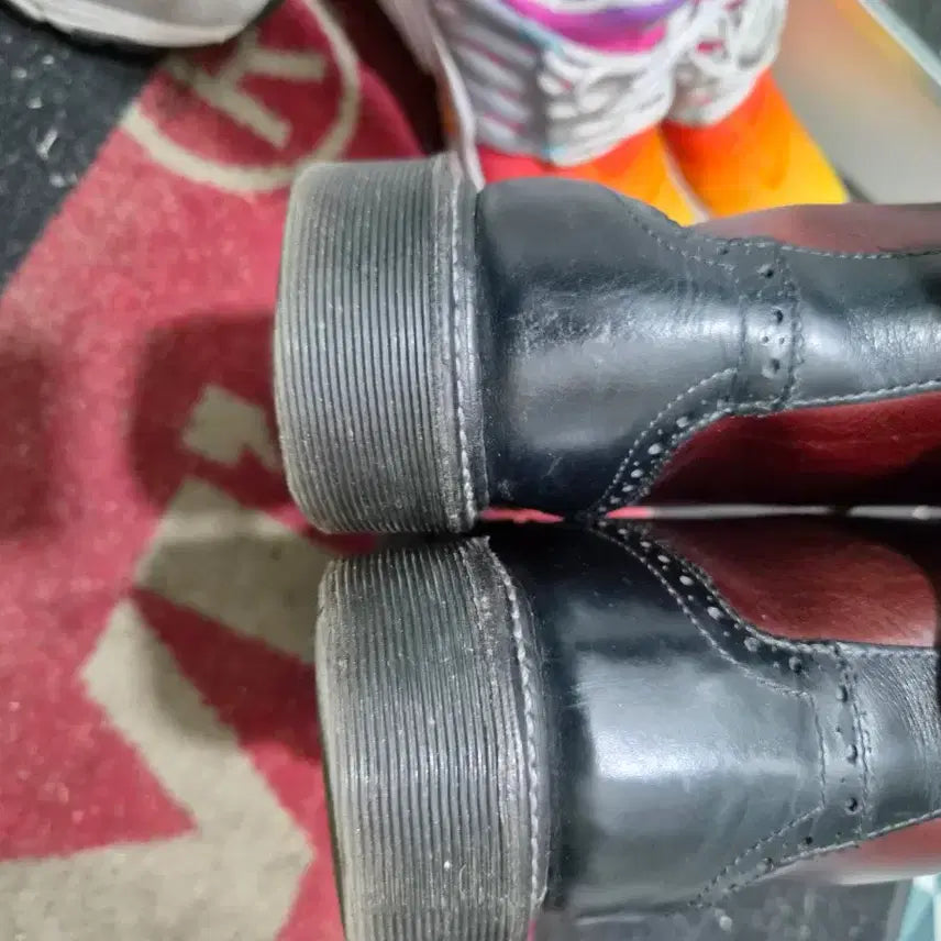 [BUNJANG] Dr. Martens Bentley Wingtip 8-Hole Boots / 닥터마틴 벤틀리 (Dr. Martens BENTLEY) 윙팁8홀