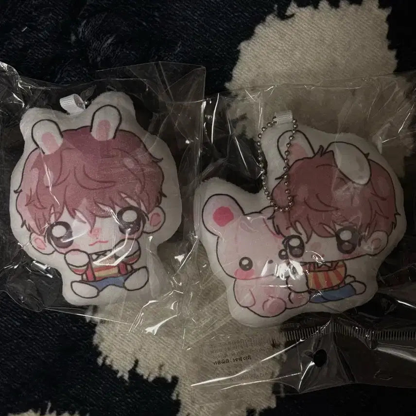 [BUNJANG] Park Ji Hoon Our Little Girl Cushion Keychain Bundle Set / 박지훈 비공굿 오리틀걸 쿠션 키링 새상품 일괄 판매