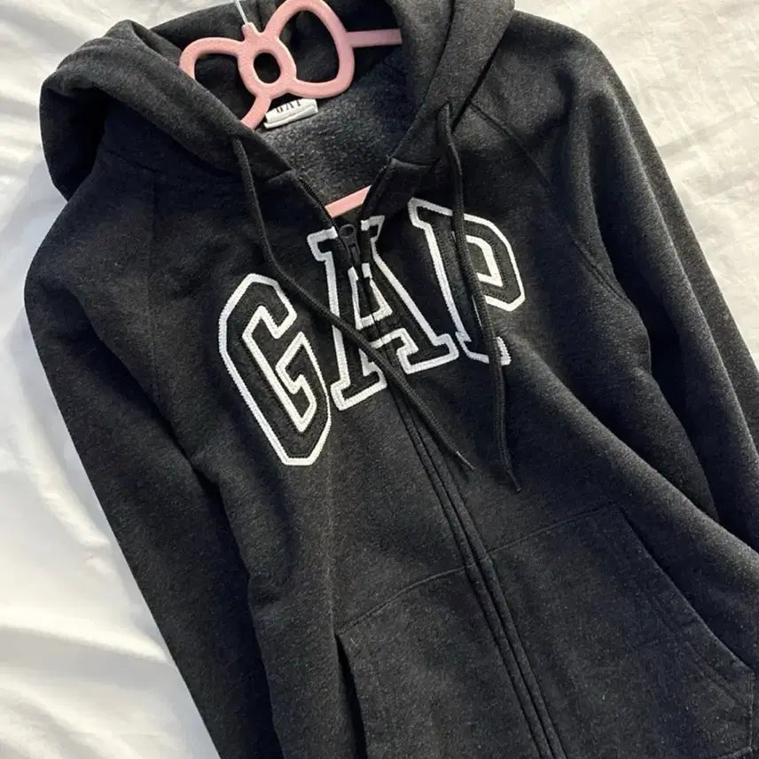 [BUNJANG] Gap Logo Hoodie Zip-up Vintage Charcoal Grey / 갭 로고 후드집업 빈티지 차콜 그레이 다크 블랙 딱붙핏 대장 엣티시
