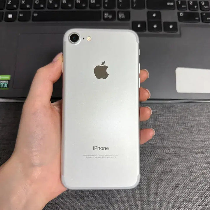 [BUNJANG] Apple iPhone 7 32GB Black (Excellent Condition) / F85 s급 아이폰7 32기가 무음