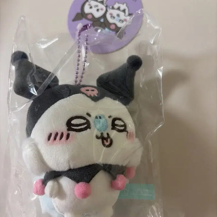 [BUNJANG] Chiikawa x Sanrio Collaboration Kuromi Momonga Plush / 치이카와 산리오 콜라보-쿠로미 모몽가