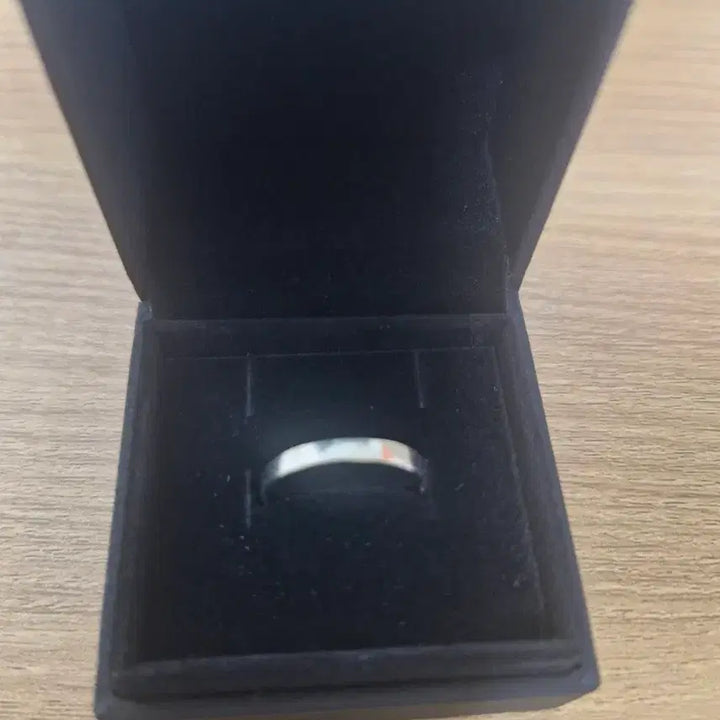 [BUNJANG] 18K White Gold Flat Ring Size 16 / (급처)18k 화이트골드 16호 평반지