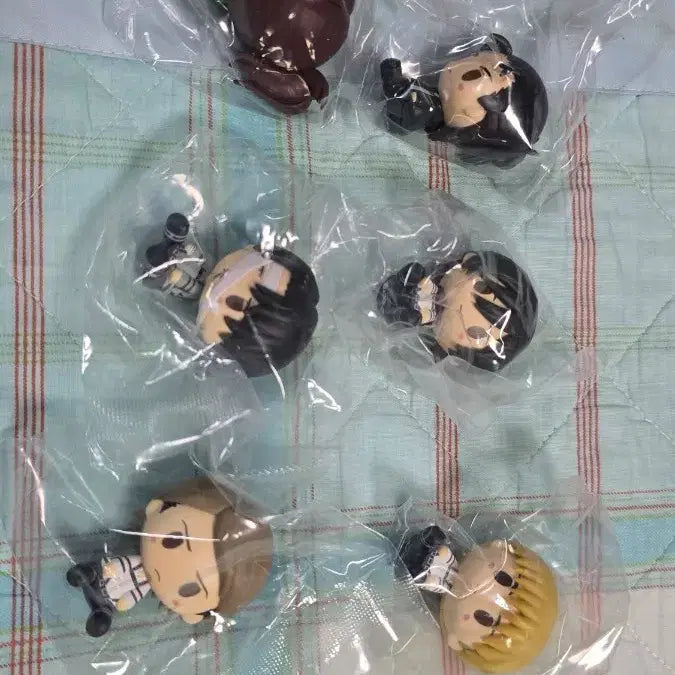[BUNJANG] Attack on Titan Choco-Noko Figure Set H &amp; I (Sealed, Bundle) / 미개봉 풀세트, 반택포 8.3) 진격의거인 초코노코 피규어 h,i상 일괄