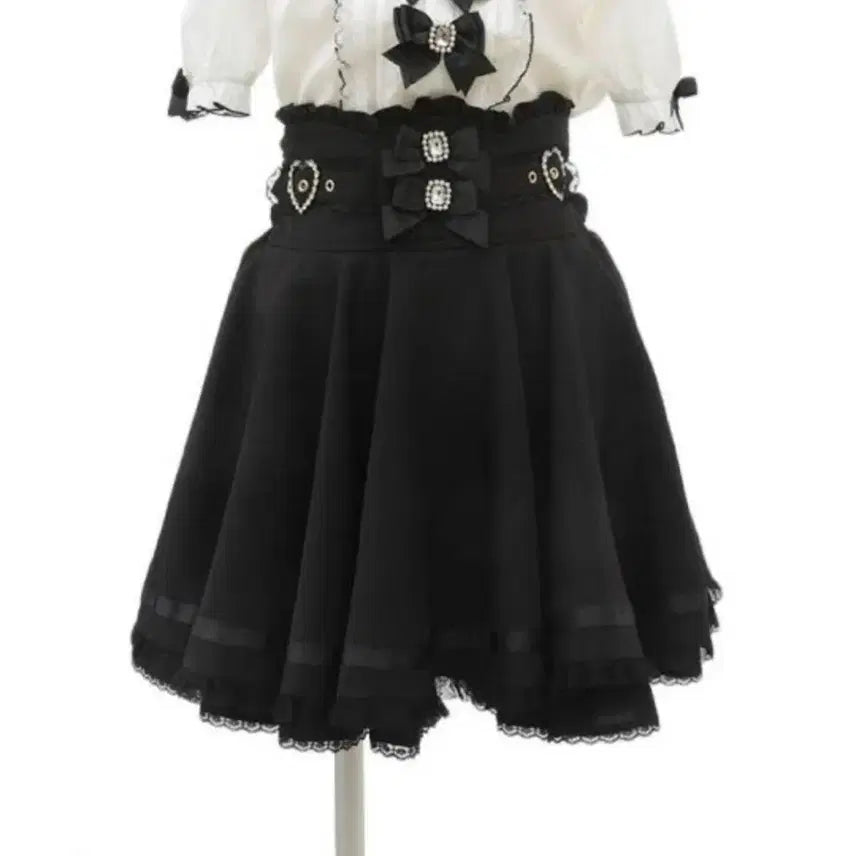 [BUNJANG] LIZ LISA Volume Flare Skirt - Black / 리즈리사 볼륨 플레어 스커트 블랙 정품 양지뢰 지뢰계 셋업 양산형