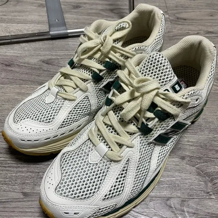 [BUNJANG] New Balance 1906R Green Sneakers / 뉴발란스 1906R 그린 275~280