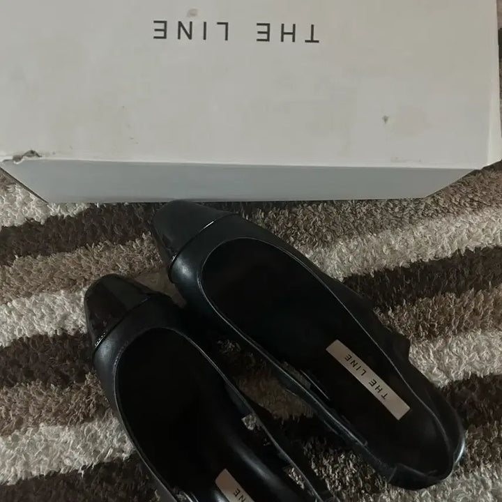 [BUNJANG] Black Mid-Heel Shoes - Size 240 / 미들 구두 새상품 240
