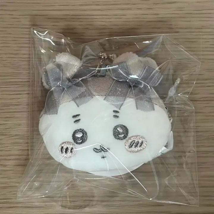 [BUNJANG] Chiikawa Ribbon Kani Coin Purse / 치이카와 리본 카니 동전지갑