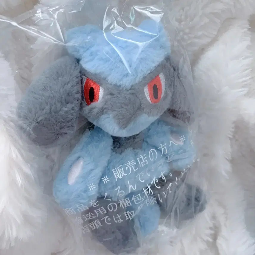 [BUNJANG] Pokemon Center Kutakuta Tatta Riolu Plush / 라스트원) 포켓몬센터 쿠타쿠타탓타 리오르 인형