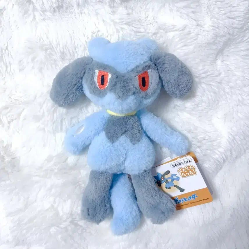 [BUNJANG] Pokemon Center Kuttakutta Riolu Plush / 예약) 포켓몬센터 쿠타쿠타탓타 리오르 인형