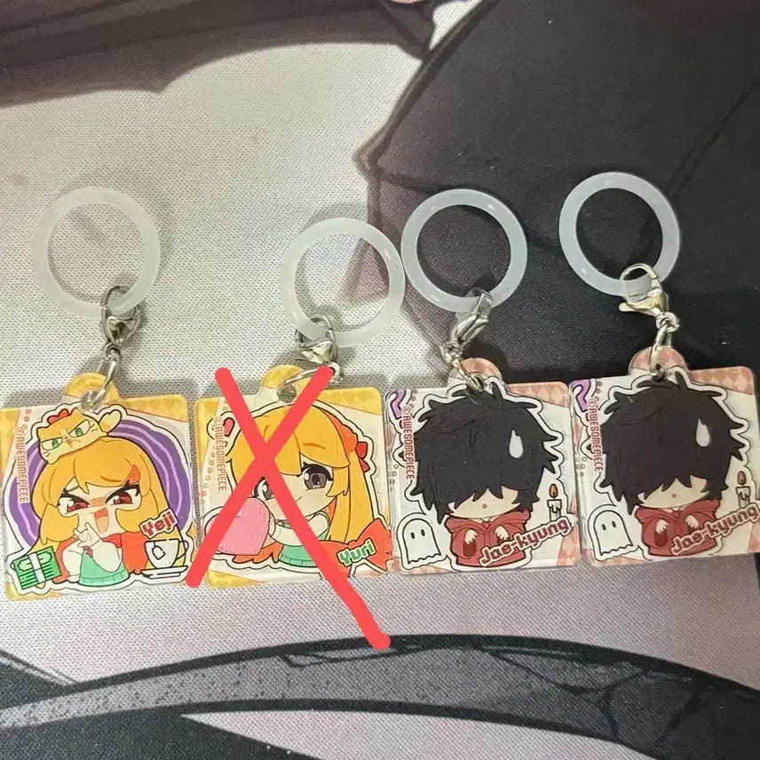 [BUNJANG] Zombie Go! Acrylic Keychain / 좀비고 아크릴 키링 판매합니다