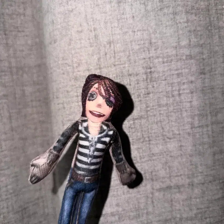 [BUNJANG] Identity V Prisoner Cursed Doll Figure (23cm) / 제5인격 죄수 흉물인형 저주인형 팔아요 (23cm)
