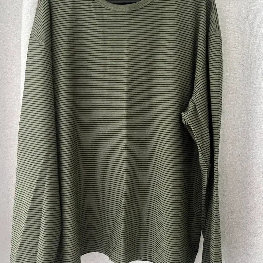 [SOLD OUT] 쿠어 다잉 핀 스트라이프 롱 슬리브 티셔츠 (워시드그린)