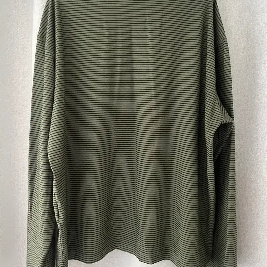 [SOLD OUT] 쿠어 다잉 핀 스트라이프 롱 슬리브 티셔츠 (워시드그린)