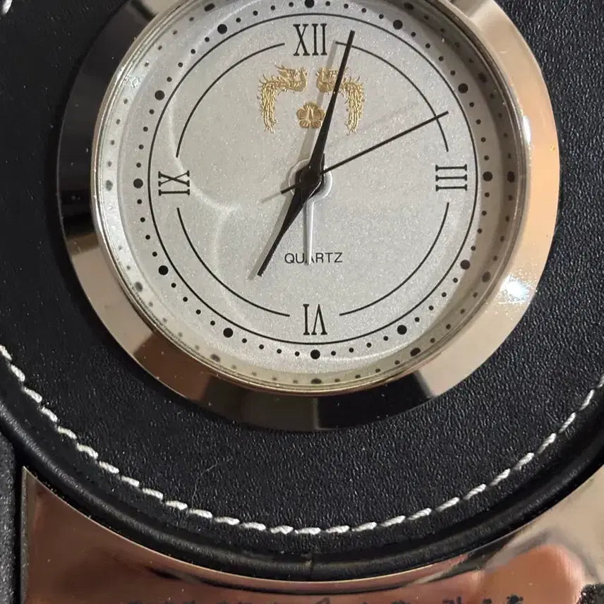 [BUNJANG] Lee Myung-bak Presidential Desk Clock (New) / 이명박 대통령 탁상시계 (새상품)