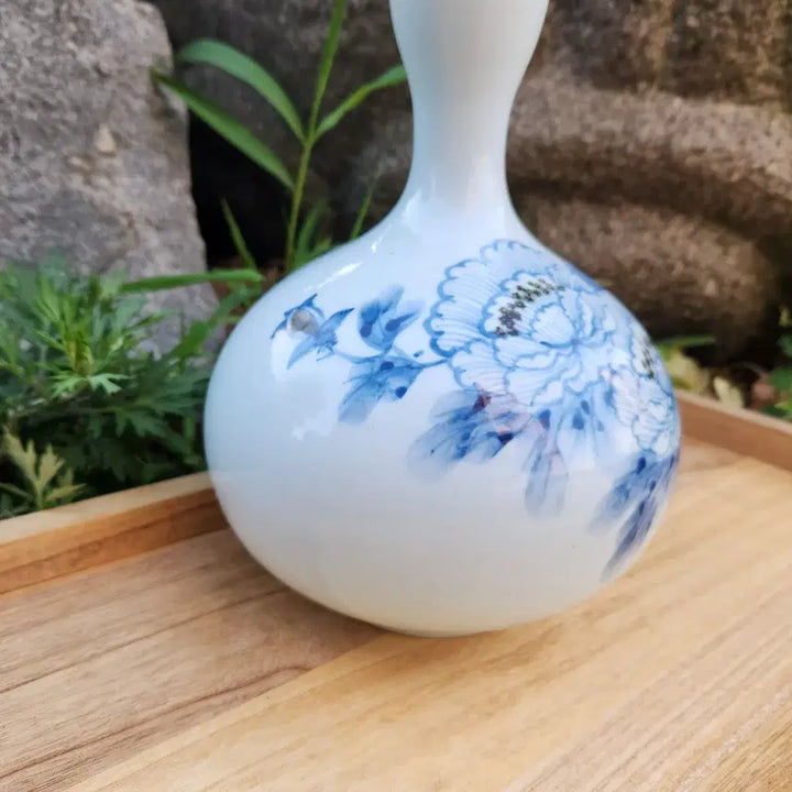 [BUNJANG] Songam Art Celadon Peony Vase / 송암요 청화백자목단문 호리병