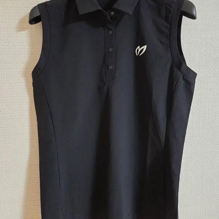 [BUNJANG] Pearly Gates Sleeveless Golf Wear Black / 파리게이츠 민소매 골프웨어 검정색