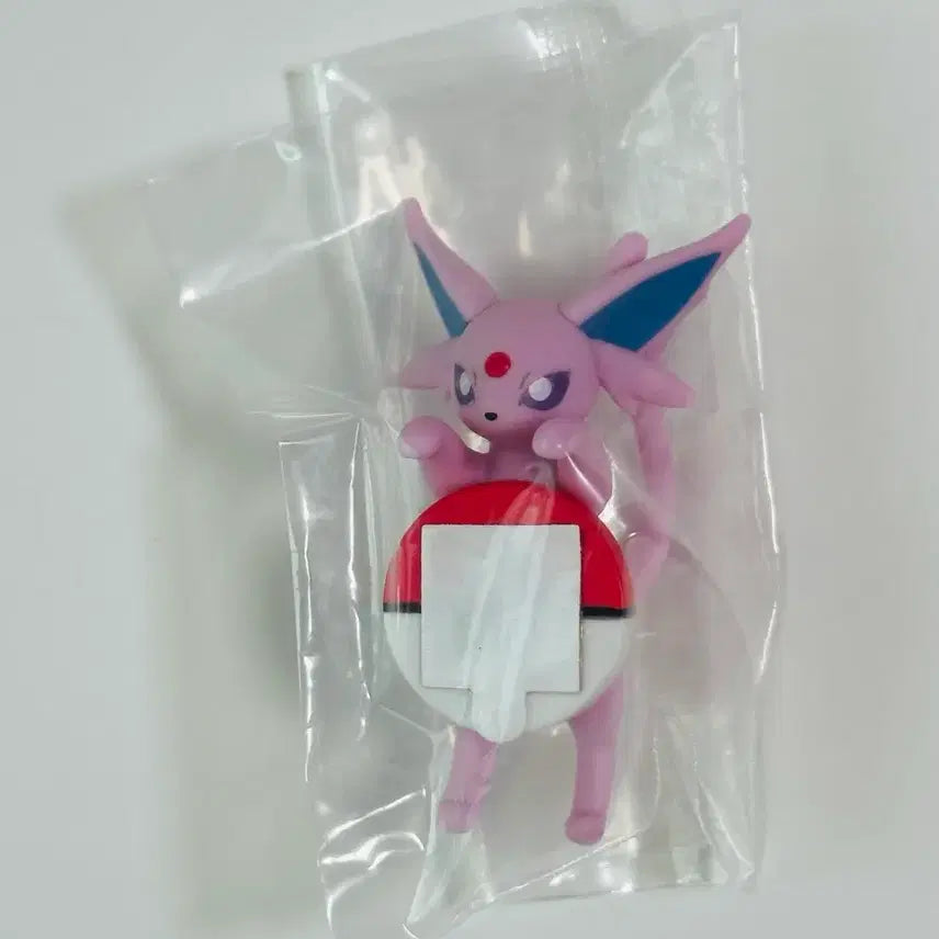[BUNJANG] Pokémon Ichiban Kuji Eevee Sylveon Figure / 포켓몬스터 포켓몬 제일복권 이치방쿠지 이브이 에브이 히퍼 피규어