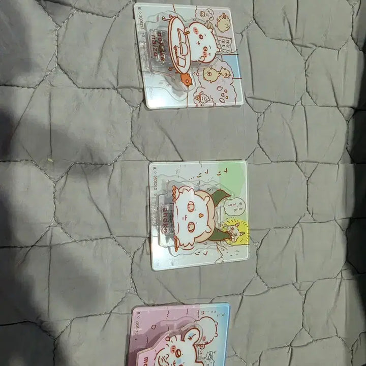 [BUNJANG] Cheeikawa Acrylic Clips (Chii, Momonga, Anoko) / 먼작귀 치이카와 아크릴 집게 (치이 모몽가 아노코)
