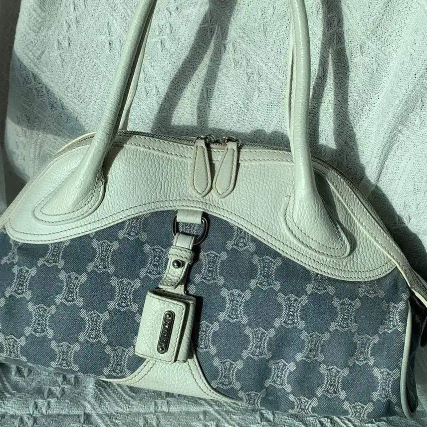 [BUNJANG] Celine Triomphe Denim Shoulder Bag / 