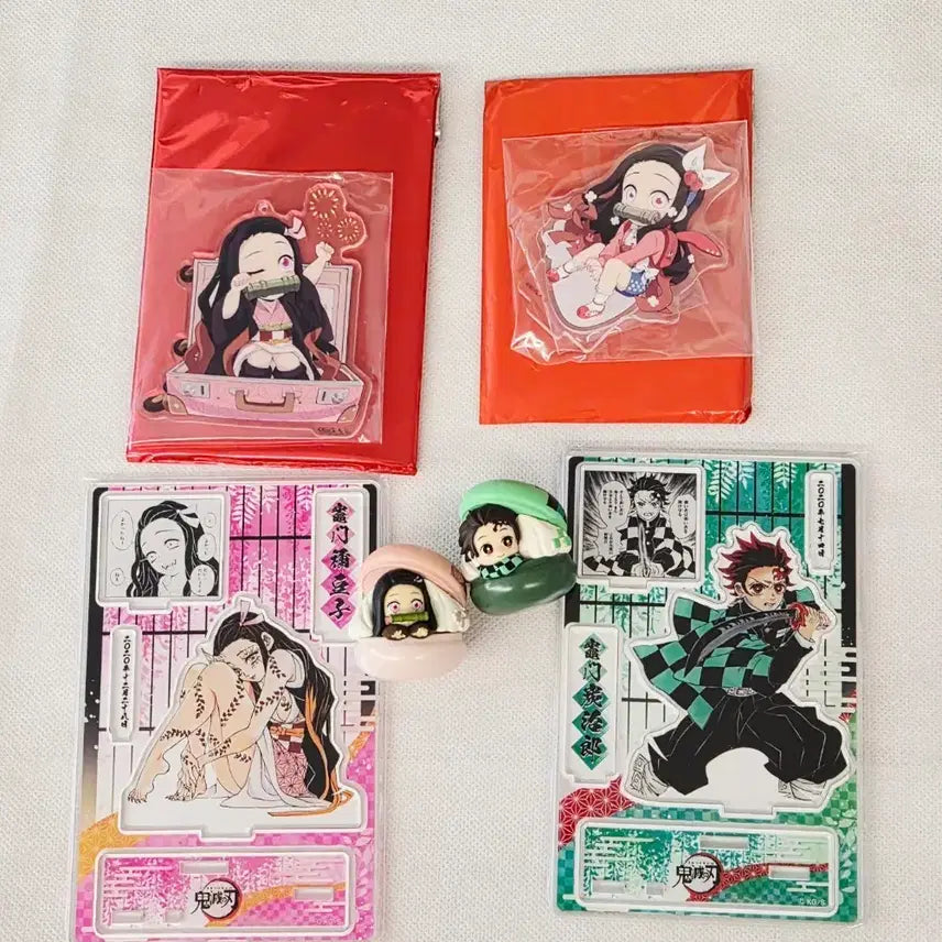 [BUNJANG] Demon Slayer Nezuko &amp; Tanjiro Merchandise Bundle / 귀칼 네즈코, 탄지로 굿즈 일괄