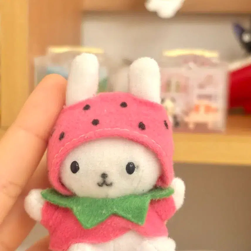 [BUNJANG] Strawberry Usagi-kin Mini Plush Doll / 초미니 딸기 우사즈킨 인형