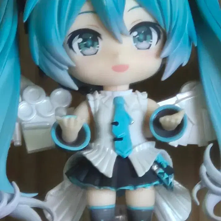 [BUNJANG] Nendoroid Hatsune Miku Happy 16th Birthday Ver. / 넨도로이드 하츠네 미쿠 해피 16th 버스데이 Ver