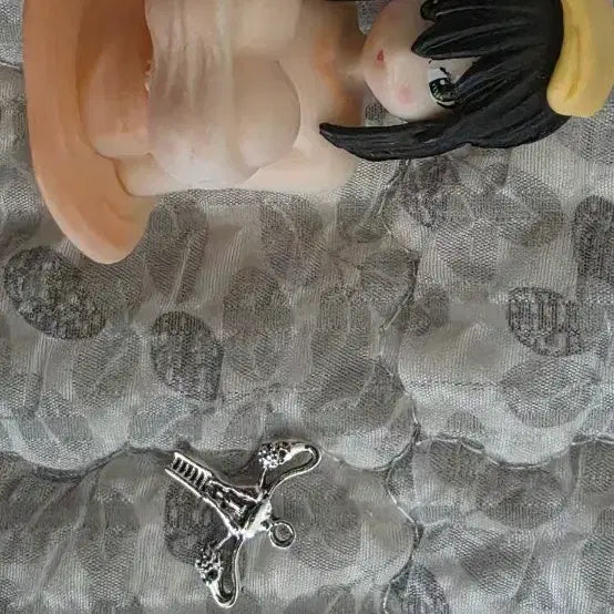 [BUNJANG] Cute Figurine Pendant Set / 피규어 훈들리는가슴