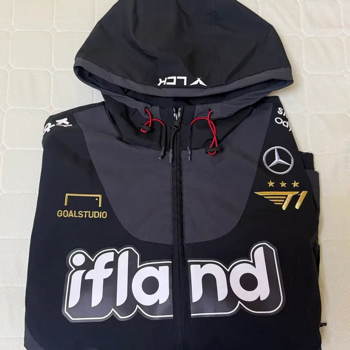 [BUNJANG] T1 Faker Marked 2023 Worlds Uniform Windbreaker - Size L / (가격내림X) T1 티원 페이커 마킹 L 2023 월즈 유니폼 바람막이