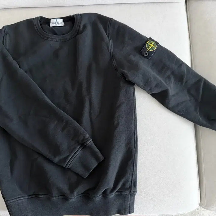 [BUNJANG] Stone Island Sweatshirt Black Size A12 / 스톤아일랜드 맨투맨 블랙 A12