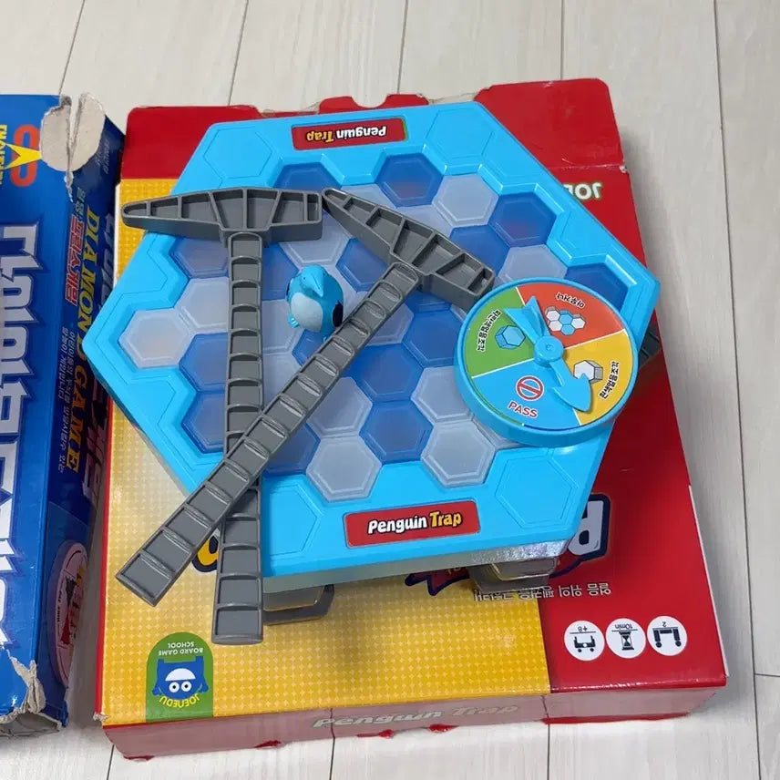 [BUNJANG] Penguin Ice Breaking Game &amp; Diamond Game Bundle / 보드게임-펭귄얼음깨기/다이아몬드게임