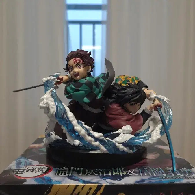 [BUNJANG] Aniplex Demon Slayer Tanjiro &amp; Giyu Figure / 애니플렉스 귀멸의 칼날 탄지로 &amp; 토미오카 기유 피규어