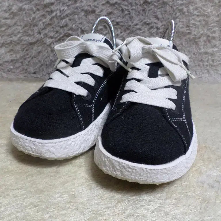 [BUNJANG] Lemont Buddy Black Sneakers / 후루룩구제2 230 르무통 버디 블랙 운동화 스니커즈 260602