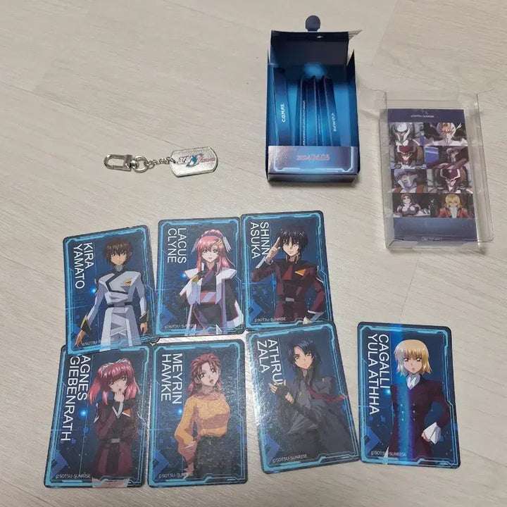 [BUNJANG] Gundam Seed Freedom Special Edition Keychain and Card Set / 건담 시드 seed 극장판 프리덤 특전 키링 및 카드 양도(맘찍x