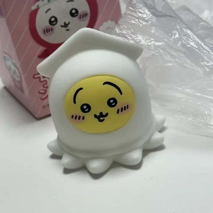 [BUNJANG] Chiikawa Usagi Takoyaki Sofubi Figure / 치이카와 우사기 타코야키 소프비 피규어 먼작귀 타코야끼 오징어 문어
