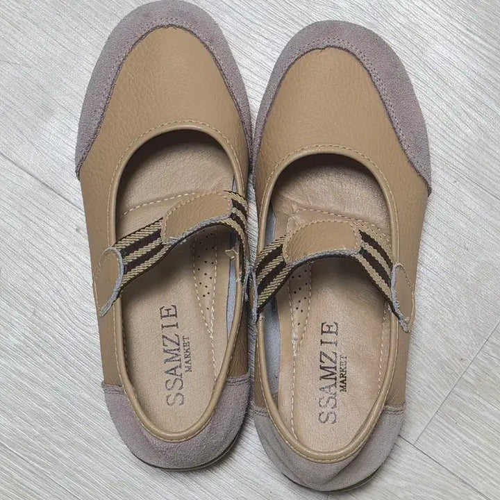 [SOLD OUT] 쌈지 스트랩 플랫슈즈