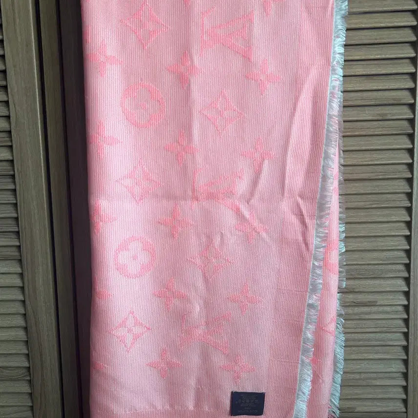 [BUNJANG] Louis Vuitton Monogram Silk Wool Blend Shawl Scarf Pink Orange / 오늘만*정품*루이비통 모노그램 숄 머플러 핑크오렌지