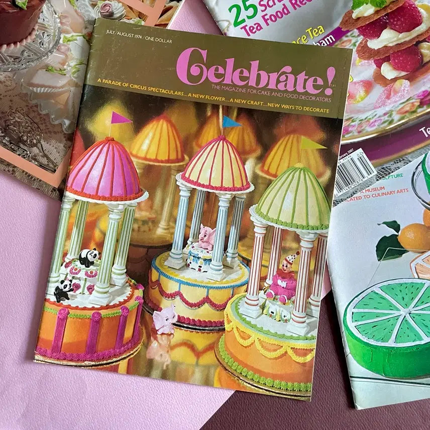 [BUNJANG] 1970s Vintage Cake Baking Book / 1970s/빈티지무드 케이크 사진이 유니크한 빈티지케이크북(rare)