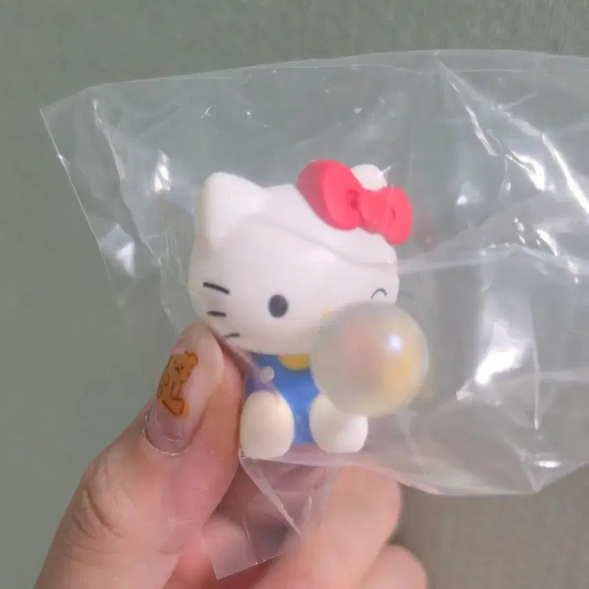 [BUNJANG] Sanrio Bubble Series Hello Kitty Figure / 산리오 비눗방울 시리즈 헬로키티 피규어