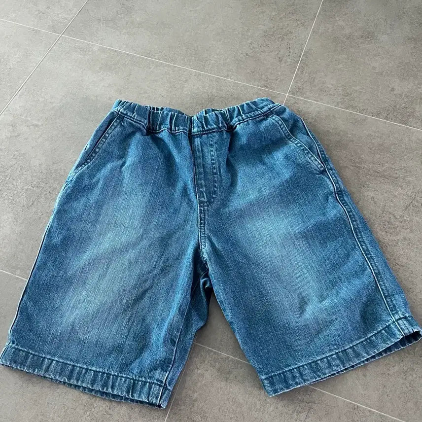 [BUNJANG] Uniqlo Kids 140cm Blue Banding Shorts / 유니클로 키즈 반바지 140, 밴딩 반바지,청반바지