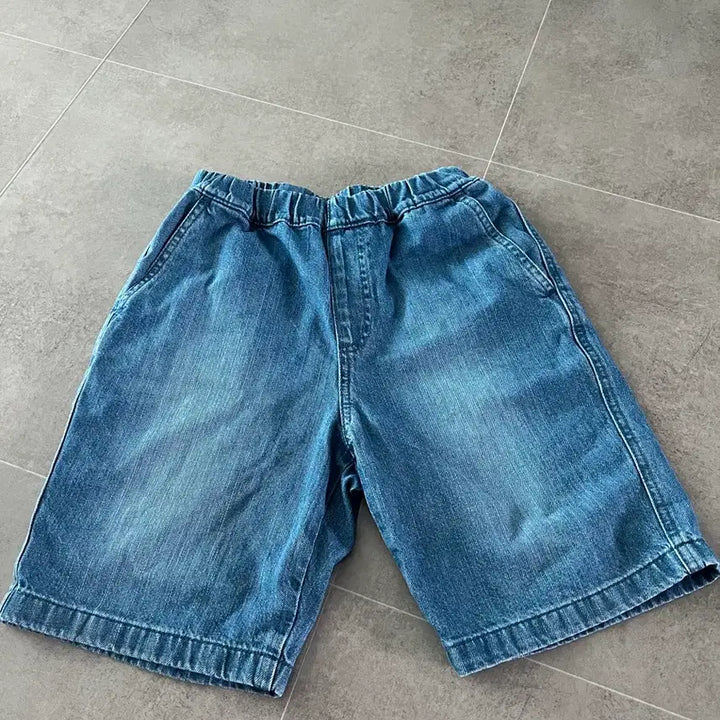 [BUNJANG] Uniqlo Kids 140cm Blue Banding Shorts / 유니클로 키즈 반바지 140, 밴딩 반바지,청반바지