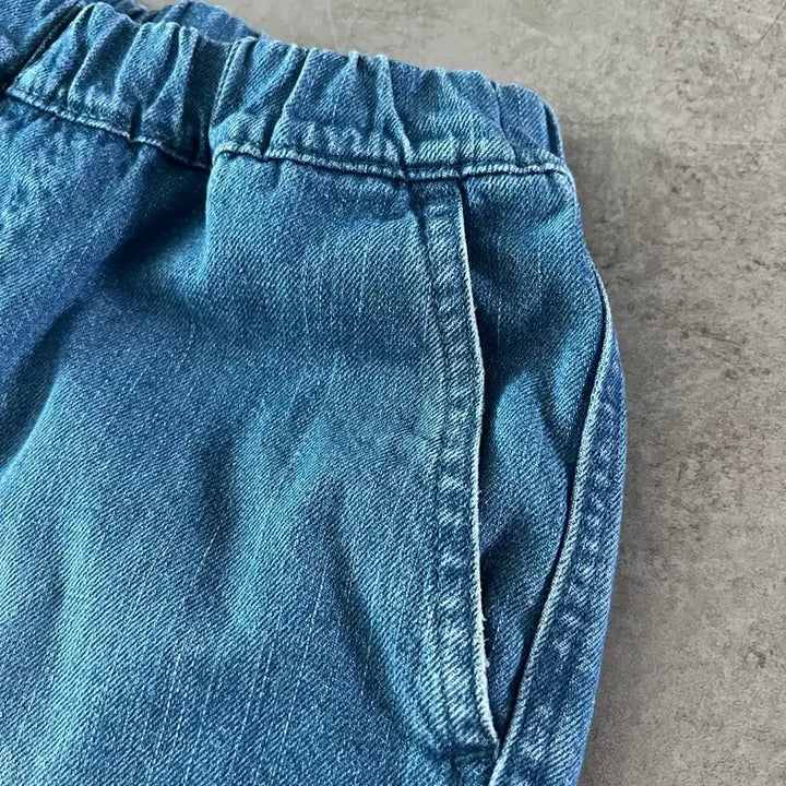 [BUNJANG] Uniqlo Kids 140cm Blue Banding Shorts / 유니클로 키즈 반바지 140, 밴딩 반바지,청반바지